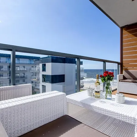 Apartment Blekitny Gardenia Z Widokiem Na Morze Epapartamenty